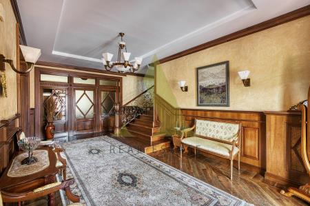 Фото Отдельный дом, 7 комн, 500м²