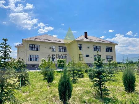 Фото Отдельный дом, 15 комн, 1800м²