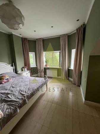 Фото Отдельный дом, 9 комн, 330м²