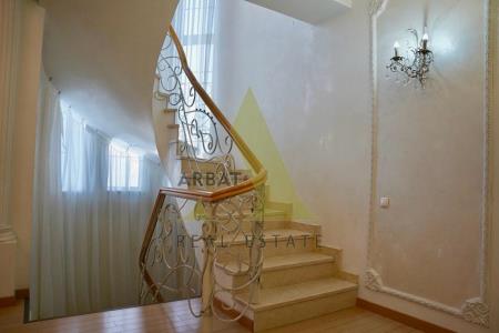 Фото Отдельный дом, 9 комн, 594м²