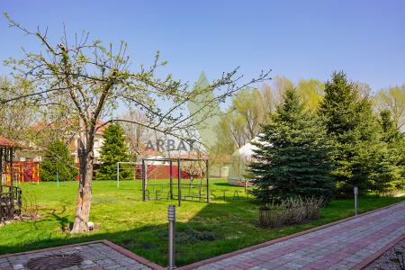 Фото Отдельный дом, 8 комн, 600м²