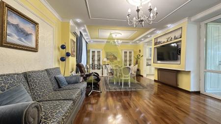 Фото Отдельный дом, 6 комн, 530.9м²