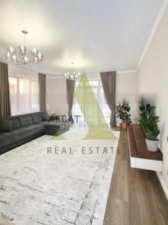 Фото Отдельный дом, 5 комн, 370м²