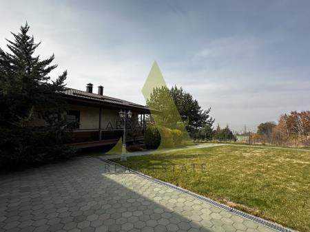 Фото Отдельный дом, 11 комн, 1200м²