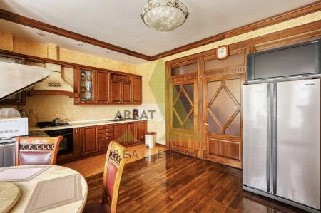 Фото Отдельный дом, 7 комн, 500м²