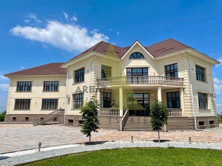 Фото Отдельный дом, 15 комн, 1800м²
