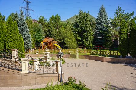 Фото Отдельный дом, 7 комн, 782м²