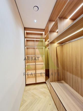 Фото Квартира, 6 комн, 288.1 м², 1/5 эт., 2024 г.п.