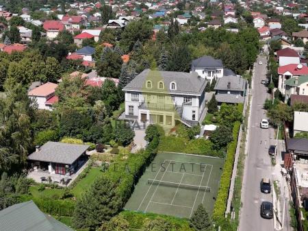 Фото Отдельный дом, 10 комн, 1500м²