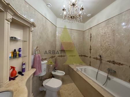 Фото Отдельный дом, 8 комн, 870м²