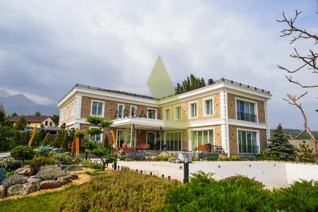 Фото Отдельный дом, 8 комн, 1000м²