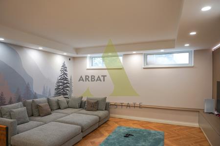 Фото Отдельный дом, 8 комн, 1000м²