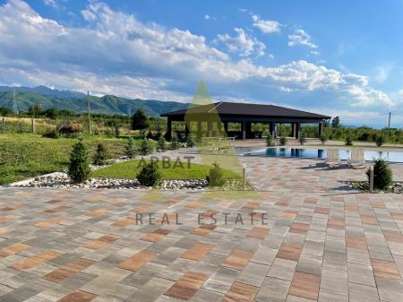 Фото Отдельный дом, 15 комн, 1800м²