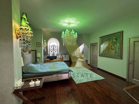 Фото Отдельный дом, 10 комн, 1500м²