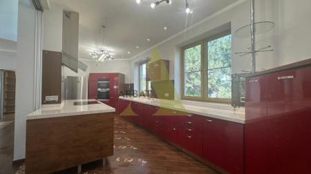 Фото Отдельный дом, 6 комн, 567м²