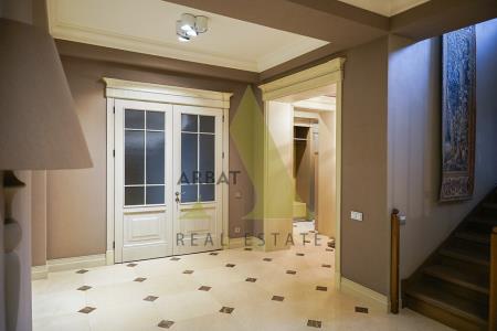 Фото Отдельный дом, 10 комн, 777м²