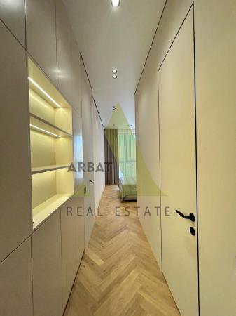 Фото Квартира, 6 комн, 288.1 м², 1/5 эт., 2024 г.п.