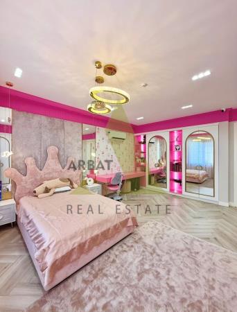 Фото Отдельный дом, 6 комн, 500м²