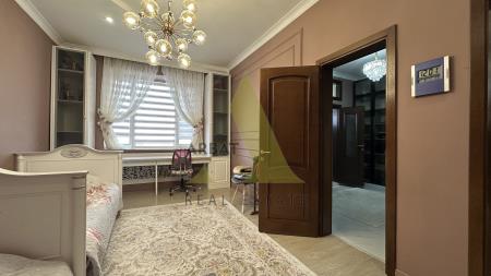 Фото Отдельный дом, 8 комн, 568м²