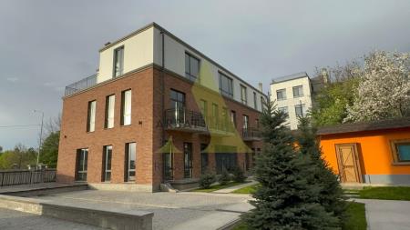 Фото Свободное назначение, офисы, магазины и бутики, общепит, образование, 1200 м²