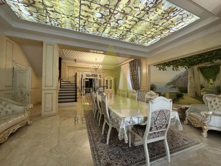 Фото Отдельный дом, 8 комн, 350м²