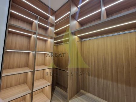 Фото Квартира, 6 комн, 288.1 м², 1/5 эт., 2024 г.п.