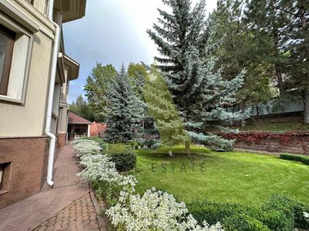 Фото Отдельный дом, 8 комн, 870м²