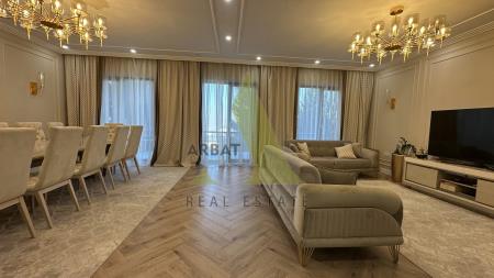 Фото Отдельный дом, 6 комн, 306м²