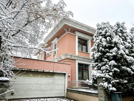 Фото Отдельный дом, 7 комн, 700м²