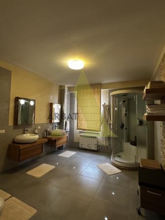 Фото Отдельный дом, 11 комн, 1200м²