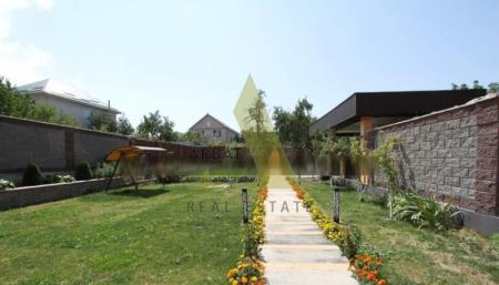 Фото Отдельный дом, 5 комн, 370м²