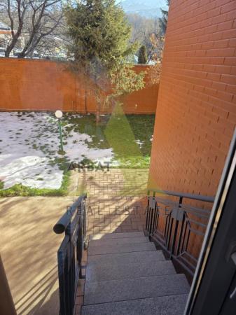 Фото Отдельный дом, 10 комн, 530м²