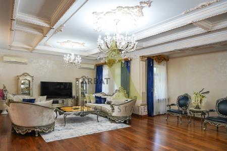 Фото Отдельный дом, 7 комн, 782м²