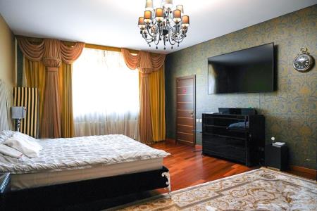 Фото Отдельный дом, 10 комн, 1300м²